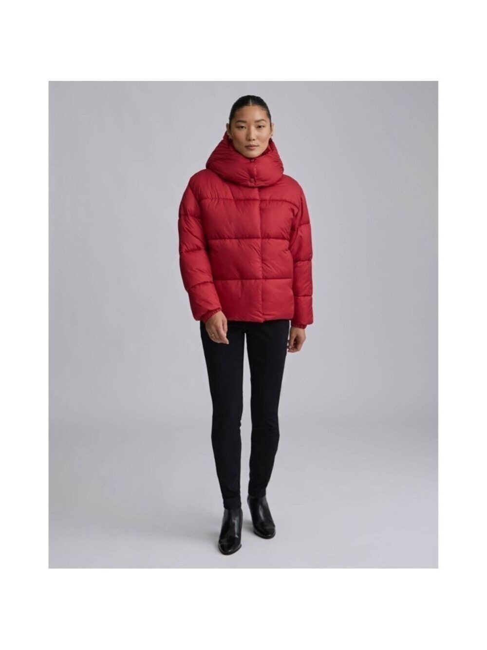 Women's NVLT Red Puffer Jacket S